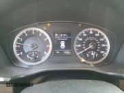 ✅ 2019 Hyundai Santa Fe SE • VIN: 5NMS2CAD0KH128019 • Lot: 70981433. Wystawiony na Copart z przebiegiem 50 255 mil. Bezpłatny archiwum sprzedaży aukcyjnych z USA i szczegółowy raport historii pojazdu na DreamBid. Zdjęcie 9.