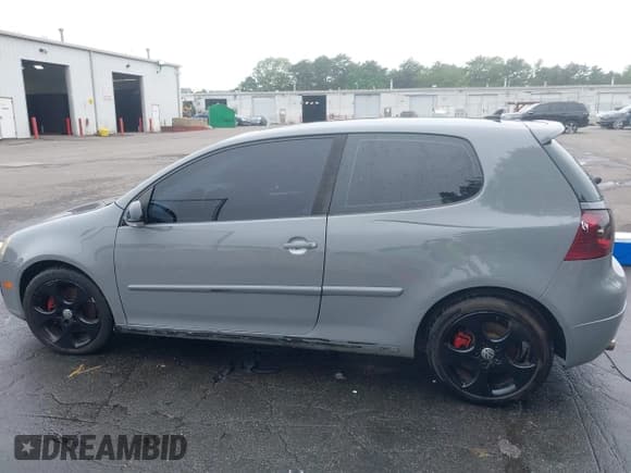 ✅ 2007 Volkswagen Golf GTI • VIN: WVWFV71K87W043660 • Lot: 42486110. Listed on IAAI with 85,181 mi. Free auction sales archive from the USA and detailed vehicle history report at DreamBid. Image 13.
