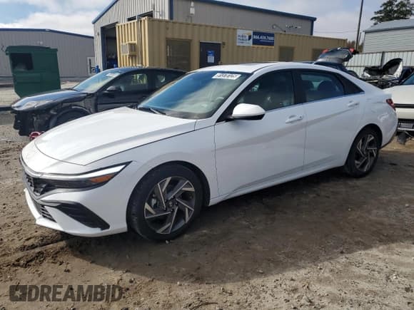 ✅ 2025 Hyundai Elantra SEL Convenience • VIN: KMHLS4DG3SU907760 • Lot: 91378125. Listed on Copart with 24,486 mi. Free auction sales archive from the USA and detailed vehicle history report at DreamBid. Image 1.