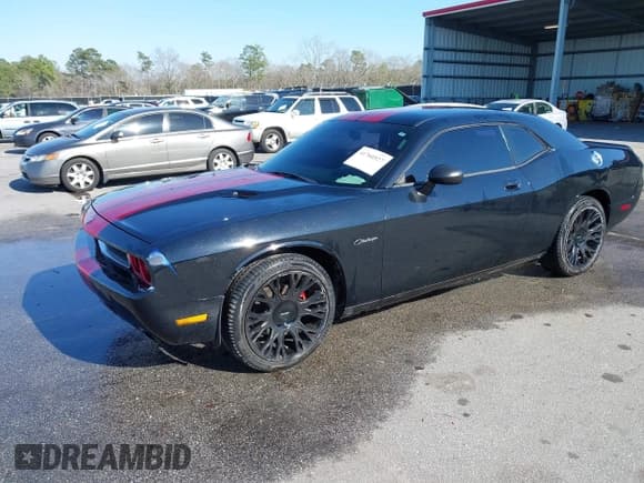✅ 2010 Dodge Challenger SE • VIN: 2B3CJ4DV8AH321659 • Lot: 41760527. Wystawiony na IAAI z przebiegiem 127 059 mil. Bezpłatny archiwum sprzedaży aukcyjnych z USA i szczegółowy raport historii pojazdu na DreamBid. Zdjęcie 2.