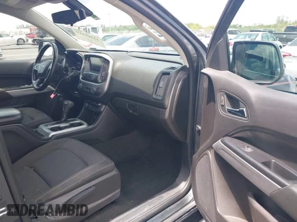 ✅ 2018 Chevrolet Colorado 2WD LT • VIN: 1GCGSCEA9J1137767 • Lot: 42389519. Listed on IAAI with 116,547 mi. Free auction sales archive from the USA and detailed vehicle history report at DreamBid. Image 5.