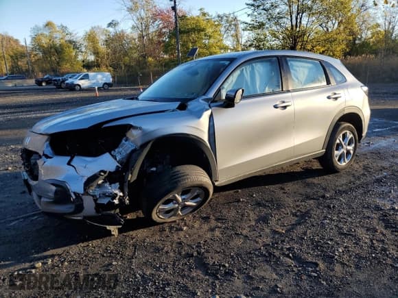 ✅ 2024 Honda HR-V LX • VIN: 3CZRZ2H34RM727718 • Лот: 87436975. Опубликован ранее на Copart с пробегом 17 358 миль. Бесплатный доступ к архиву аукционных продаж из США и подробный отчёт об истории автомобиля на DreamBid. Изображение 1.