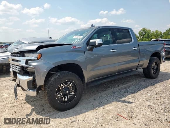 ✅ 2021 Chevrolet Silverado 1500 LTZ • VIN: 3GCUYGETXMG279979 • Lot: 70280345. Wystawiony na Copart z przebiegiem 101 200 mil. Bezpłatny archiwum sprzedaży aukcyjnych z USA i szczegółowy raport historii pojazdu na DreamBid. Zdjęcie 1.