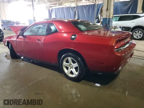 ✅ 2009 Dodge Challenger SE • VIN: 2B3LJ44V19H522279 • Lot: 89180325. Wystawiony na Copart z przebiegiem Nie podano. Bezpłatny archiwum sprzedaży aukcyjnych z USA i szczegółowy raport historii pojazdu na DreamBid. Zdjęcie 2.