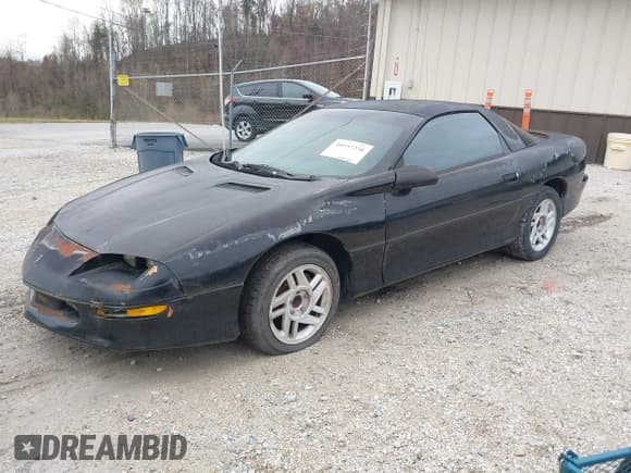 ✅ 1995 Chevrolet Camaro • VIN: 2G1FP22S5S2142757 • Lot: 40937238. Listed on IAAI with 173,299 mi. Free auction sales archive from the USA and detailed vehicle history report at DreamBid. Image 2.