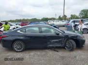 ✅ 2025 Lexus ES 300h Ultra Luxury • VIN: 58AFA1C14SU067458 • Lot: 43298745. Wystawiony na IAAI z przebiegiem 3 763 mil. Bezpłatny archiwum sprzedaży aukcyjnych z USA i szczegółowy raport historii pojazdu na DreamBid. Zdjęcie 13.