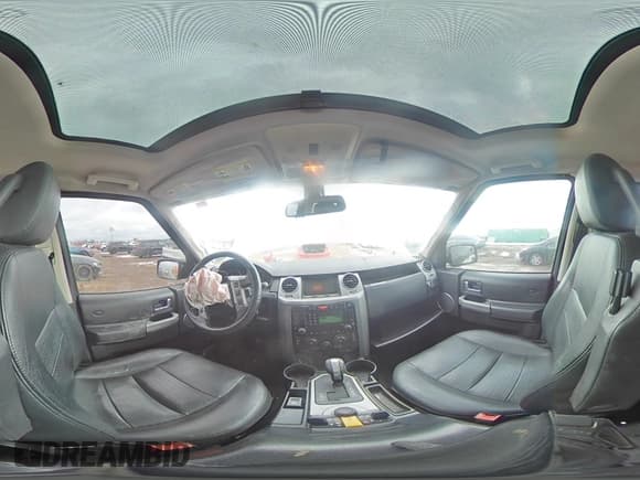 ✅ 2008 Land Rover LR3 SE • VIN: SALAE25428A443374 • Lot: 88840035. Listed on Copart with 167,816 mi. Free auction sales archive from the USA and detailed vehicle history report at DreamBid. Image 12.