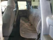 ✅ 2002 Chevrolet Silverado 2500HD LS • VIN: 1GCHK29U72E113321 • Лот: 81735215. Опубликован ранее на Copart с пробегом 346 400 миль. Бесплатный доступ к архиву аукционных продаж из США и подробный отчёт об истории автомобиля на DreamBid. Изображение 10.