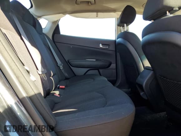 ✅ 2020 Kia Optima LX • VIN: 5XXGT4L31LG426883 • Lot: 86605065. Listed on Copart with 32,871 mi. Free auction sales archive from the USA and detailed vehicle history report at DreamBid. Image 10.