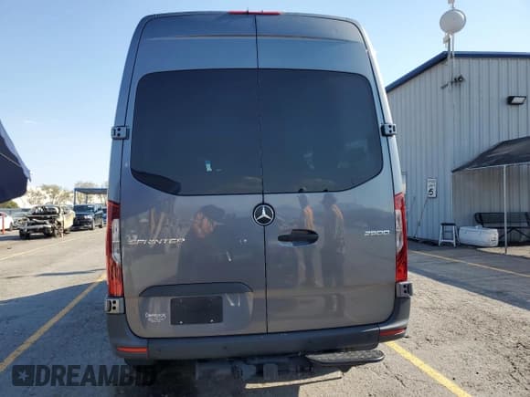 ✅ 2023 Mercedes-Benz Sprinter • VIN: W1Z4NFHY8PT155427 • Lot: 68724695. Listed on Copart with 56,331 mi. Free auction sales archive from the USA and detailed vehicle history report at DreamBid. Image 6.