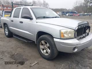 2006 Dodge Dakota ST с VIN 1D7HE28K76S702504, выставлен на аукционе IAAI как лот 41926290 с пробегом 195 151 миль миль и . История ставок и продаж доступна на DreamBid. Изображение 1.