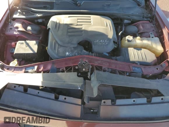 ✅ 2017 Dodge Challenger SXT • VIN: 2C3CDZAG9HH665346 • Lot: 41268434. Wystawiony na Copart z przebiegiem 80 774 mil. Bezpłatny archiwum sprzedaży aukcyjnych z USA i szczegółowy raport historii pojazdu na DreamBid. Zdjęcie 11.