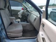 ✅ 2008 Mercury Mariner • VIN: 4M2CU81178KJ28804 • Лот: 42123626. Опубликован ранее на IAAI с пробегом 168 134 миль. Бесплатный доступ к архиву аукционных продаж из США и подробный отчёт об истории автомобиля на DreamBid. Изображение 5.