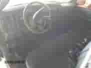 2004 Chevrolet Silverado 1500 LS z VIN 1GCEC14T94E230930, wystawiony jako Copart lot #52877205 z przebiegiem Nie podano mil oraz Czysty tytuł • Clean title. Historia ofert i sprzedaży dostępna na DreamBid. Obrazek 8.