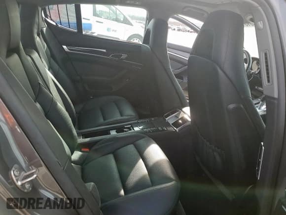 ✅ 2015 Porsche Panamera S E-Hybrid • VIN: WP0AD2A74FL040850 • Lot: 47661515. Listed on Copart with 86,767 mi. Free auction sales archive from the USA and detailed vehicle history report at DreamBid. Image 10.