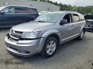 ✅ 2018 Dodge Journey SE • VIN: 3C4PDCABXJT495526 • Lot: 66272005. Wystawiony na Copart z przebiegiem 87 947 mil. Bezpłatny archiwum sprzedaży aukcyjnych z USA i szczegółowy raport historii pojazdu na DreamBid. Zdjęcie 1.