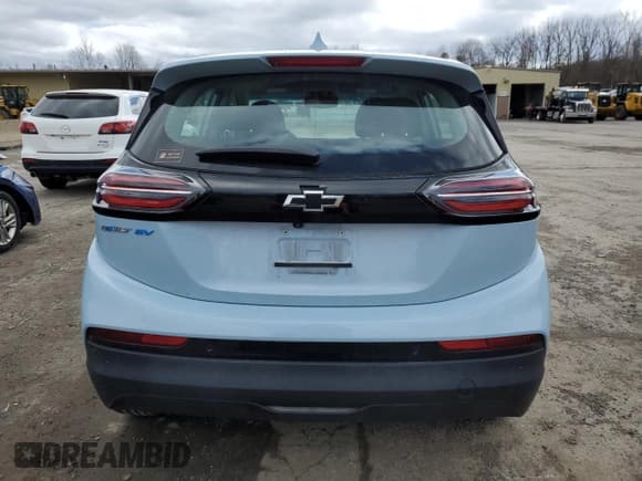 ✅ 2023 Chevrolet Bolt EV 2LT • VIN: 1G1FX6S08P4175470 • Lot: 52483675. Wystawiony na Copart z przebiegiem 22 313 mil. Bezpłatny archiwum sprzedaży aukcyjnych z USA i szczegółowy raport historii pojazdu na DreamBid. Zdjęcie 6.