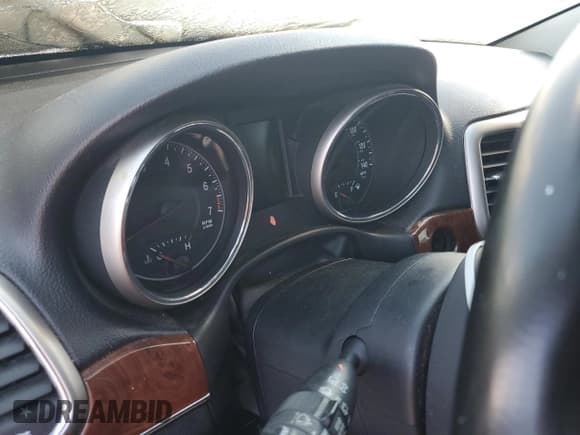 ✅ 2012 Jeep Grand Cherokee Limited • VIN: 1C4RJFBG9CC103289 • Лот: 82450415. Опубликован ранее на Copart с пробегом Не указан. Бесплатный доступ к архиву аукционных продаж из США и подробный отчёт об истории автомобиля на DreamBid. Изображение 9.