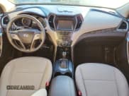 ✅ 2017 Hyundai Santa Fe 2.4L • VIN: 5XYZUDLB6HG470832 • Лот: 86548445. Опубликован ранее на Copart с пробегом 116 557 миль. Бесплатный доступ к архиву аукционных продаж из США и подробный отчёт об истории автомобиля на DreamBid. Изображение 8.