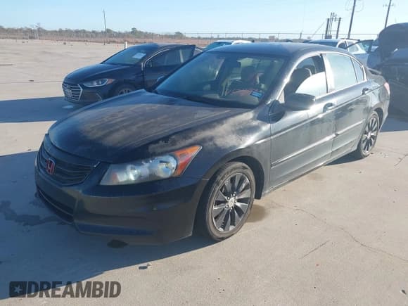 ✅ 2012 Honda Accord LX Premium • VIN: 1HGCP2F49CA027339 • Lot: 43714835. Listed on IAAI with 230,942 mi. Free auction sales archive from the USA and detailed vehicle history report at DreamBid. Image 18.