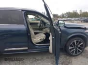 ✅ 2023 Volvo XC90 Plus • VIN: YV4062PN8P1943346 • Лот: 43333426. Опубликован ранее на IAAI с пробегом 45 943 миль. Бесплатный доступ к архиву аукционных продаж из США и подробный отчёт об истории автомобиля на DreamBid. Изображение 5.
