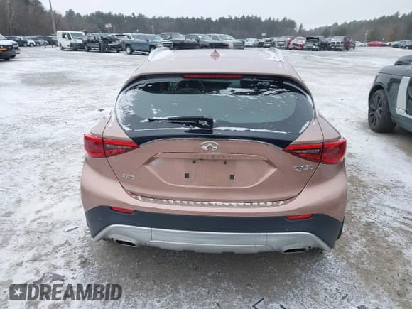 ✅ 2018 Infiniti QX30 Essential • VIN: SJKCH5CR7JA055695 • Lot: 41292291. Listed on IAAI with 129,634 mi. Free auction sales archive from the USA and detailed vehicle history report at DreamBid. Image 17.