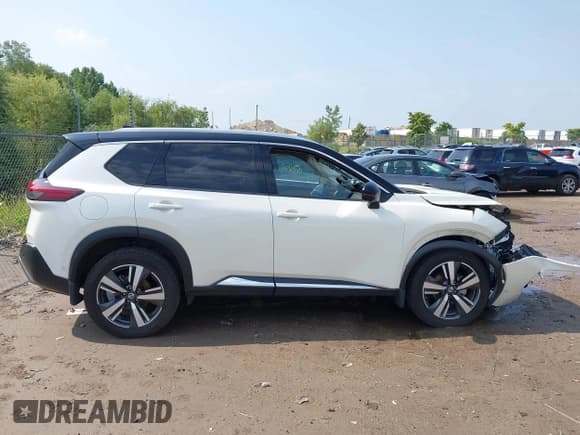 ✅ 2021 Nissan Rogue Platinum • VIN: JN8AT3DD5MW304748 • Lot: 43021176. Listed on IAAI with 63,184 mi. Free auction sales archive from the USA and detailed vehicle history report at DreamBid. Image 13.