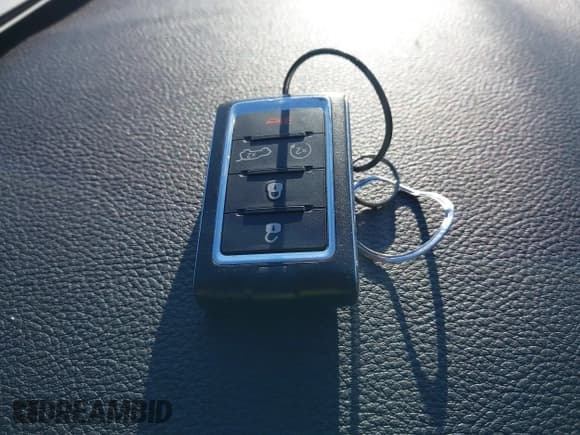 ✅ 2023 Jeep Wagoneer Series II • VIN: 1C4SJSBP1PS557378 • Lot: 41806493. Wystawiony na IAAI z przebiegiem 68 806 mil. Bezpłatny archiwum sprzedaży aukcyjnych z USA i szczegółowy raport historii pojazdu na DreamBid. Zdjęcie 11.