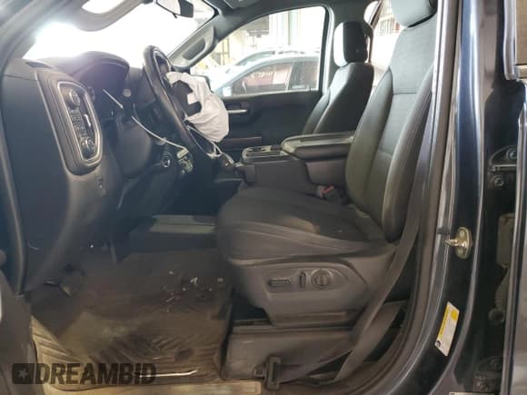 ✅ 2020 Chevrolet Silverado 1500 RST • VIN: 1GCRYEED9LZ195718 • Lot: 82565045. Listed on Copart with 103,900 mi. Free auction sales archive from the USA and detailed vehicle history report at DreamBid. Image 7.