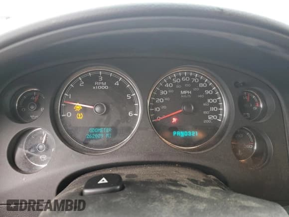 ✅ 2007 Chevrolet Suburban LT • VIN: 1GNFK16337J361505 • Lot: 73345384. Wystawiony na Copart z przebiegiem 262 029 mil. Bezpłatny archiwum sprzedaży aukcyjnych z USA i szczegółowy raport historii pojazdu na DreamBid. Zdjęcie 9.