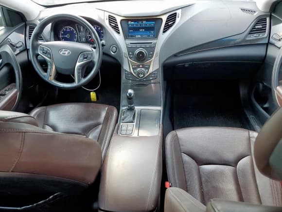 ✅ 2013 Hyundai Azera • VIN: KMHFG4JG1DA217769 • Lot: 81059995. Wystawiony na Copart z przebiegiem 117 391 mil. Bezpłatny archiwum sprzedaży aukcyjnych z USA i szczegółowy raport historii pojazdu na DreamBid. Zdjęcie 8.