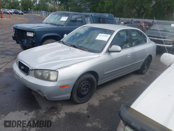 ✅ 2001 Hyundai Elantra GLS • VIN: KMHDN45D81U215217 • Lot: 42739407. Wystawiony na IAAI z przebiegiem 240 631 mil. Bezpłatny archiwum sprzedaży aukcyjnych z USA i szczegółowy raport historii pojazdu na DreamBid. Zdjęcie 2.