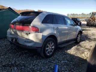 ✅ 2007 Lincoln MKX • VIN: 2LMDU88C87BJ08829 • Лот: 91203535. Опубликован ранее на Copart с пробегом Не указан. Бесплатный доступ к архиву аукционных продаж из США и подробный отчёт об истории автомобиля на DreamBid. Изображение 3.