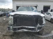 ✅ 2015 Ford F-350 • VIN: 1FDRF3H63FEA78294 • Lot: 61529785. Wystawiony na Copart z przebiegiem 128 453 mil. Bezpłatny archiwum sprzedaży aukcyjnych z USA i szczegółowy raport historii pojazdu na DreamBid. Zdjęcie 5.