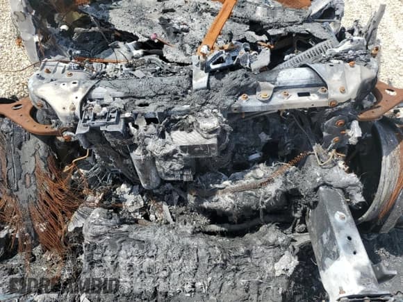 ✅ 2022 Tesla Model X • VIN: 7SAXCAE59NF340422 • Lot: 90496575. Wystawiony na Copart z przebiegiem Nie podano. Bezpłatny archiwum sprzedaży aukcyjnych z USA i szczegółowy raport historii pojazdu na DreamBid. Zdjęcie 11.