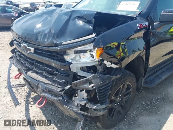 ✅ 2022 Chevrolet Silverado 1500 LT Trail Boss • VIN: 3GCUDFEDXNG683090 • Lot: 42410056. Wystawiony na IAAI z przebiegiem 62 524 mil. Bezpłatny archiwum sprzedaży aukcyjnych z USA i szczegółowy raport historii pojazdu na DreamBid. Zdjęcie 17.