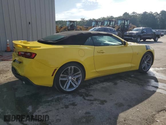 ✅ 2018 Chevrolet Camaro 1LT • VIN: 1G1FB3DS1J0147178 • Лот: 61815615. Опубликован ранее на Copart с пробегом 70 970 миль. Бесплатный доступ к архиву аукционных продаж из США и подробный отчёт об истории автомобиля на DreamBid. Изображение 3.