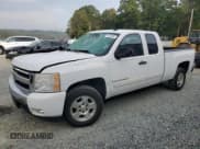 ✅ 2008 Chevrolet Silverado 1500 2LT • VIN: 2GCEC19J681197917 • Lot: 74453864. Listed on Copart with 104,081 mi. Free auction sales archive from the USA and detailed vehicle history report at DreamBid. Image 1.