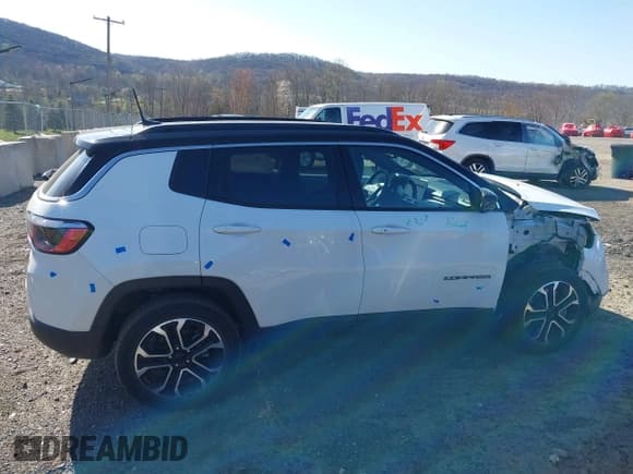 ✅ 2023 Jeep Compass Limited • VIN: 3C4NJDCN8PT534989 • Lot: 42061842. Wystawiony na IAAI z przebiegiem 19 031 mil. Bezpłatny archiwum sprzedaży aukcyjnych z USA i szczegółowy raport historii pojazdu na DreamBid. Zdjęcie 14.