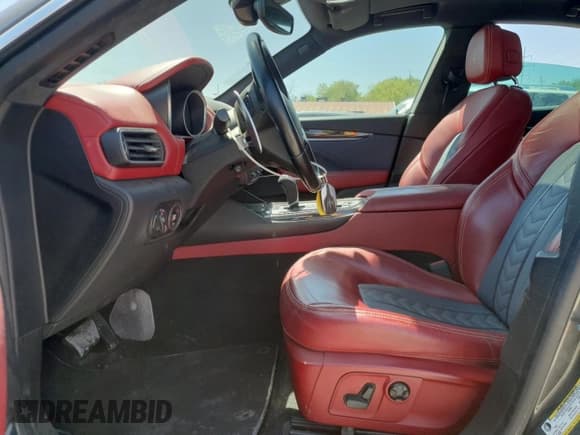 ✅ 2017 Maserati Levante S • VIN: ZN661YUL3HX230501 • Lot: 56380275. Listed on Copart with 82,058 mi. Free auction sales archive from the USA and detailed vehicle history report at DreamBid. Image 7.