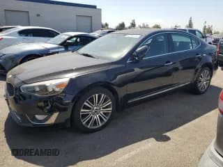 ✅ 2014 Kia Cadenza Premium • VIN: KNALN4D79E5129357 • Лот: 63249684. Опубликован ранее на Copart с пробегом 96 664 миль. Бесплатный доступ к архиву аукционных продаж из США и подробный отчёт об истории автомобиля на DreamBid. Изображение 1.