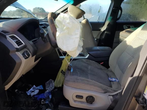 ✅ 2012 Ford Explorer XLT • VIN: 1FMHK7D80CGA35179 • Лот: 84887985. Опубликован ранее на Copart с пробегом 174 080 миль. Бесплатный доступ к архиву аукционных продаж из США и подробный отчёт об истории автомобиля на DreamBid. Изображение 7.