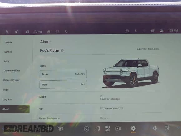 ✅ 2023 Rivian R1T Adventure • VIN: 7FCTGAAA0PN017975 • Lot: 42784908. Wystawiony na IAAI z przebiegiem 41 355 mil. Bezpłatny archiwum sprzedaży aukcyjnych z USA i szczegółowy raport historii pojazdu na DreamBid. Zdjęcie 7.