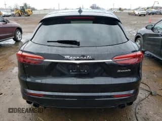 ✅ 2023 Maserati Grecale Modena • VIN: ZN682AVM3P7422553 • Lot: 43583623. Wystawiony na Copart z przebiegiem Nie podano. Bezpłatny archiwum sprzedaży aukcyjnych z USA i szczegółowy raport historii pojazdu na DreamBid. Zdjęcie 6.