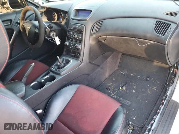 ✅ 2012 Hyundai Genesis Coupe 2.0T • VIN: KMHHT6KD6CU072908 • Lot: 83045454. Wystawiony na Copart z przebiegiem 81 494 mil. Bezpłatny archiwum sprzedaży aukcyjnych z USA i szczegółowy raport historii pojazdu na DreamBid. Zdjęcie 8.