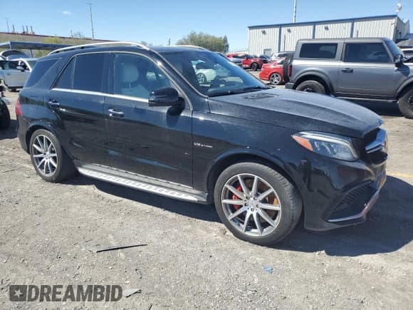 ✅ 2017 Mercedes-Benz GLE 63 S AMG • VIN: 4JGDA7FB1HA936677 • Лот: 80100235. Опубликован ранее на Copart с пробегом 42 899 миль. Бесплатный доступ к архиву аукционных продаж из США и подробный отчёт об истории автомобиля на DreamBid. Изображение 4.