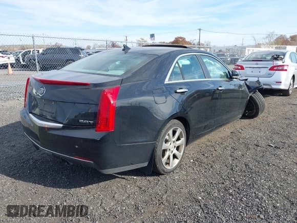 ✅ 2013 Cadillac ATS Luxury • VIN: 1G6AH5SX8D0133134 • Lot: 43644127. Listed on IAAI with 113,158 mi. Free auction sales archive from the USA and detailed vehicle history report at DreamBid. Image 4.
