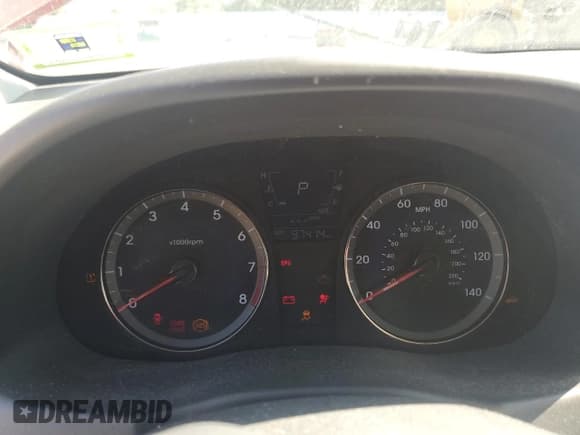 ✅ 2013 Hyundai Accent GLS • VIN: KMHCT4AE0DU584951 • Лот: 68817524. Опубликован ранее на Copart с пробегом 97 414 миль. Бесплатный доступ к архиву аукционных продаж из США и подробный отчёт об истории автомобиля на DreamBid. Изображение 9.