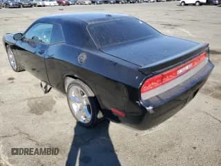 ✅ 2013 Dodge Challenger R/T • VIN: 2C3CDYBT5DH666073 • Lot: 69144944. Wystawiony na Copart z przebiegiem 115 340 mil. Bezpłatny archiwum sprzedaży aukcyjnych z USA i szczegółowy raport historii pojazdu na DreamBid. Zdjęcie 2.