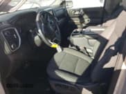 ✅ 2020 Chevrolet Silverado 1500 LT • VIN: 3GCUYDED5LG109714 • Lot: 76070434. Wystawiony na Copart z przebiegiem 57 309 mil. Bezpłatny archiwum sprzedaży aukcyjnych z USA i szczegółowy raport historii pojazdu na DreamBid. Zdjęcie 7.